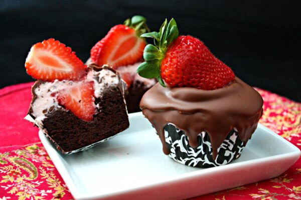 Strawberry Cupcakes - Image 2